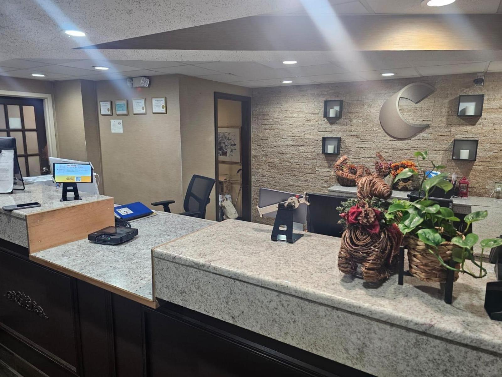 Comfort Inn Wethersfield - Hartford Exterior photo